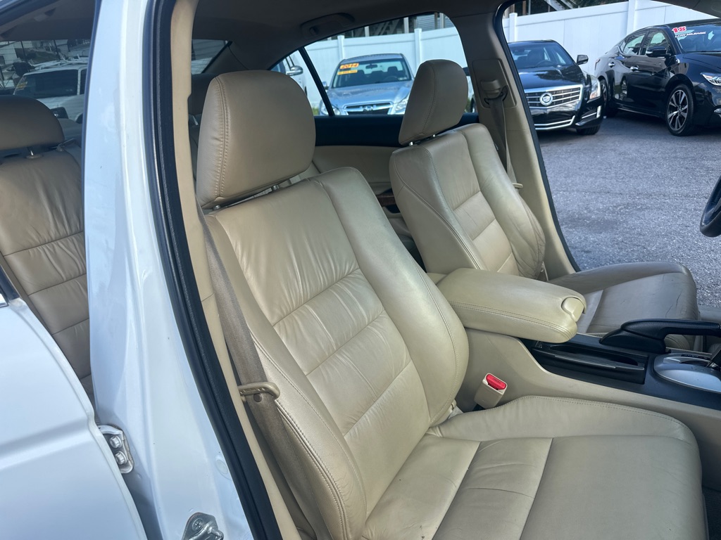 Photo 31 of this HONDA ACCORD EXL