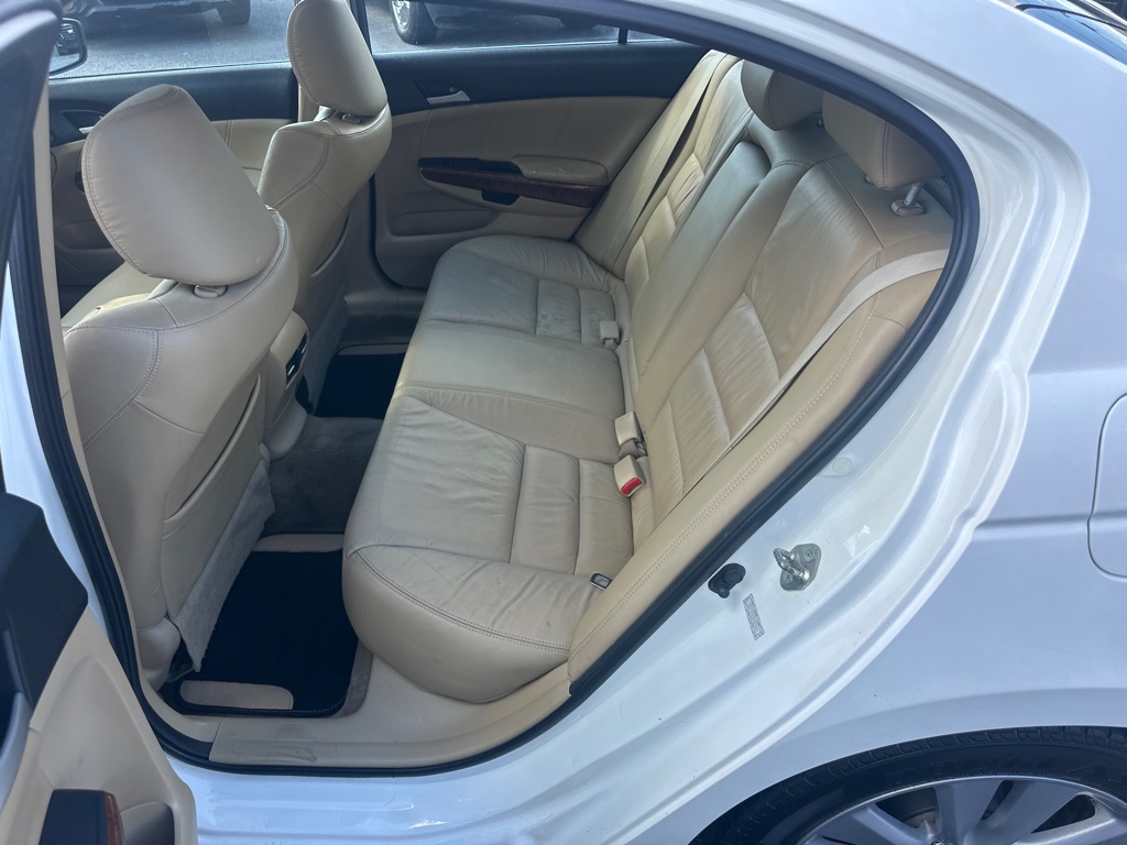Photo 21 of this HONDA ACCORD EXL