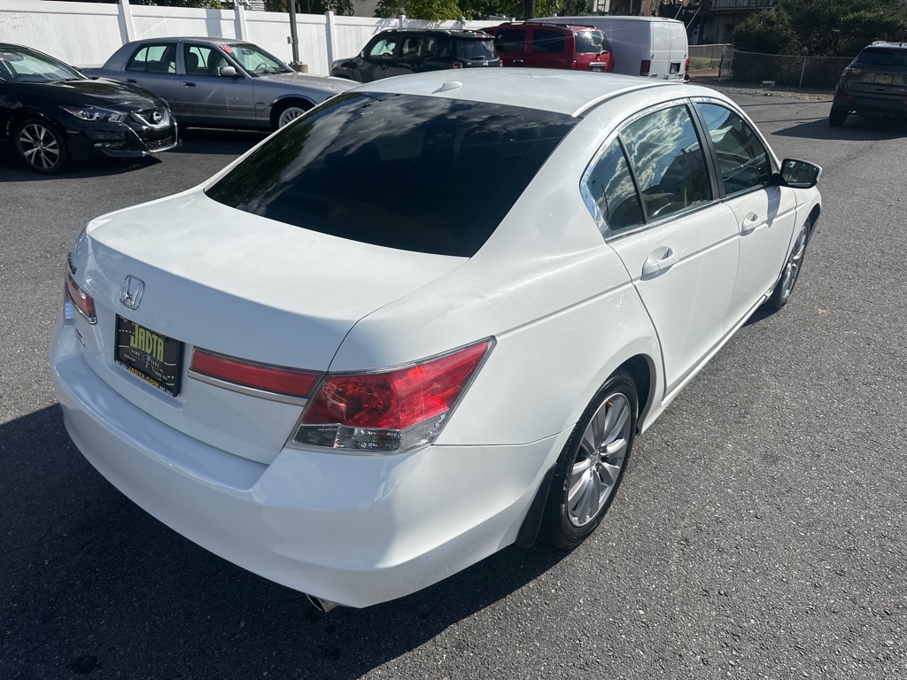 Photo 5 of this HONDA ACCORD EXL