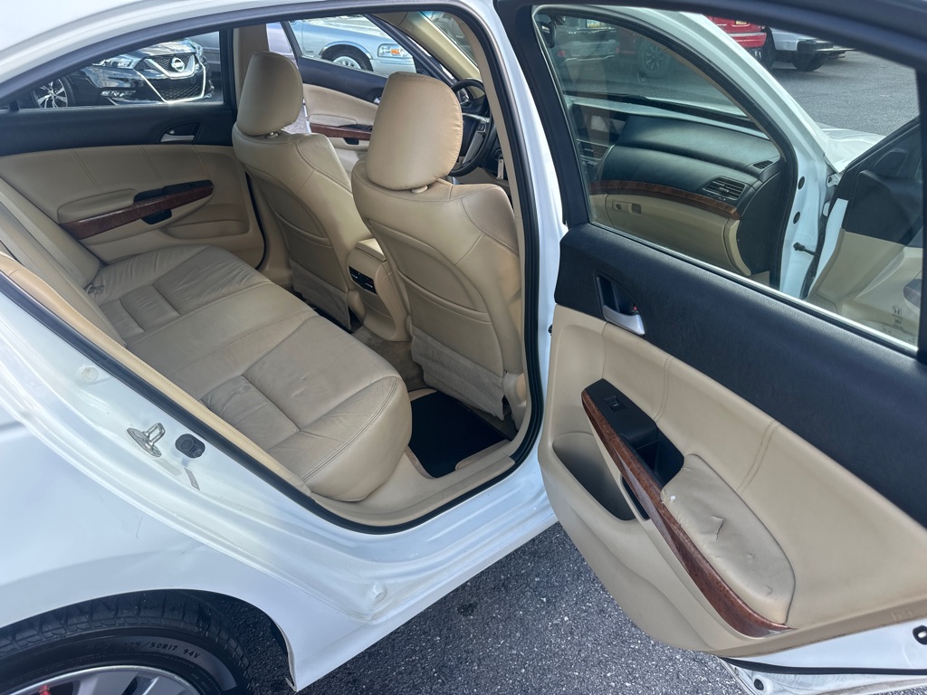 Photo 33 of this HONDA ACCORD EXL