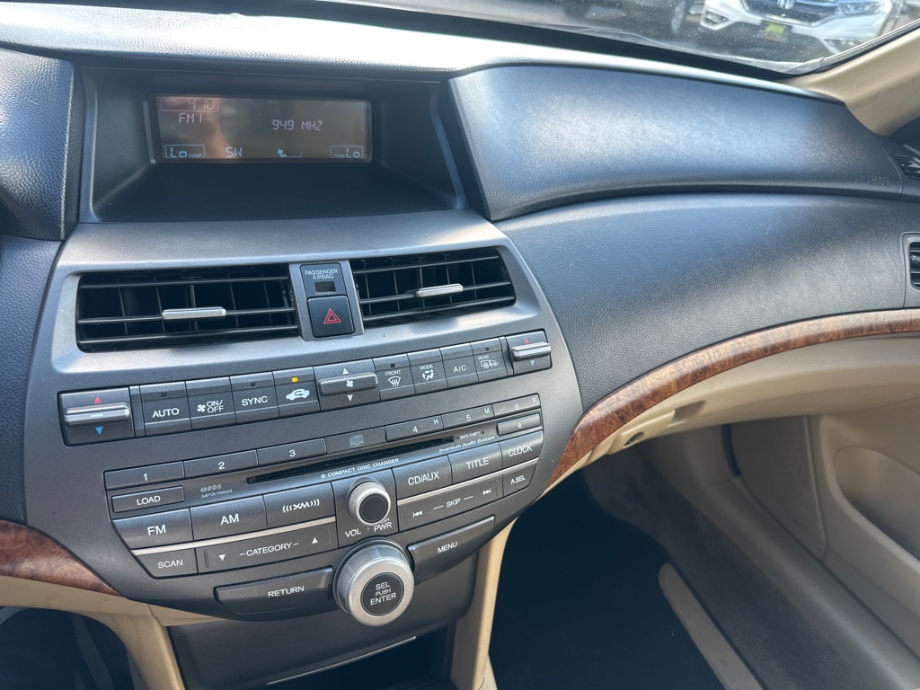 Photo 36 of this HONDA ACCORD EXL