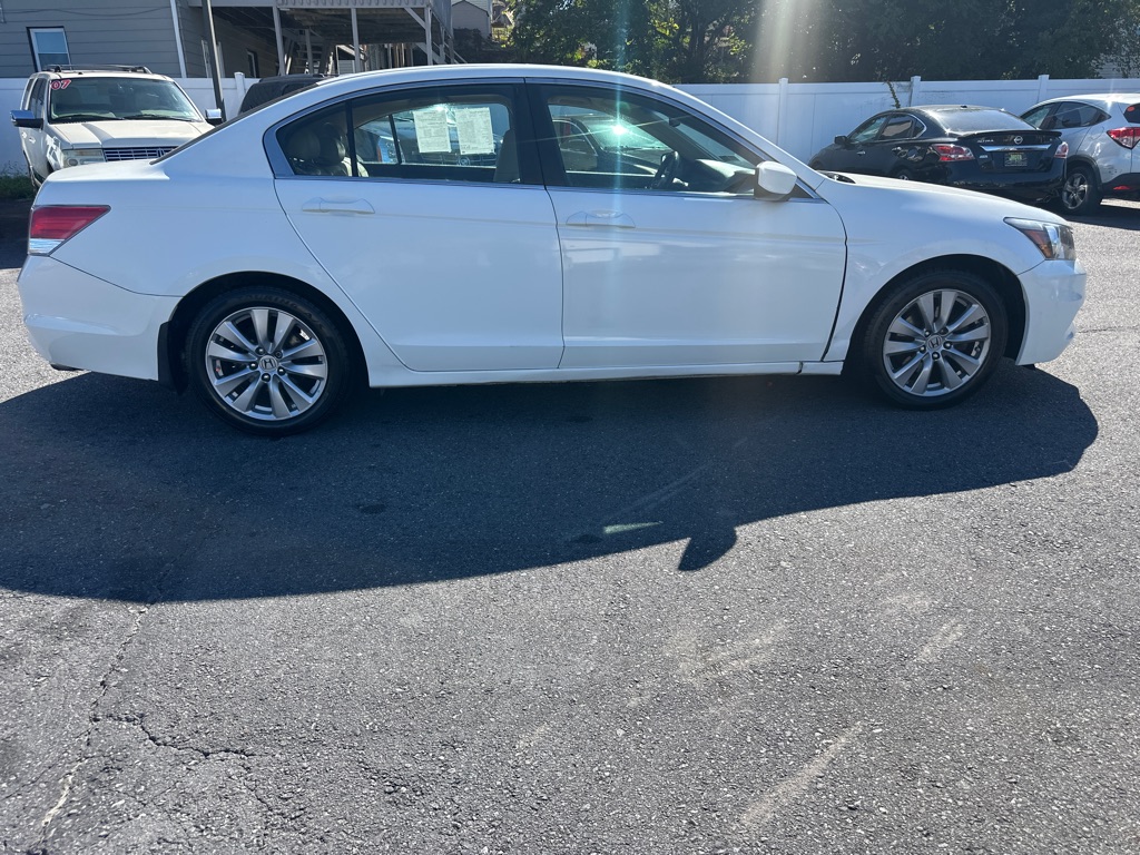 Photo 13 of this HONDA ACCORD EXL