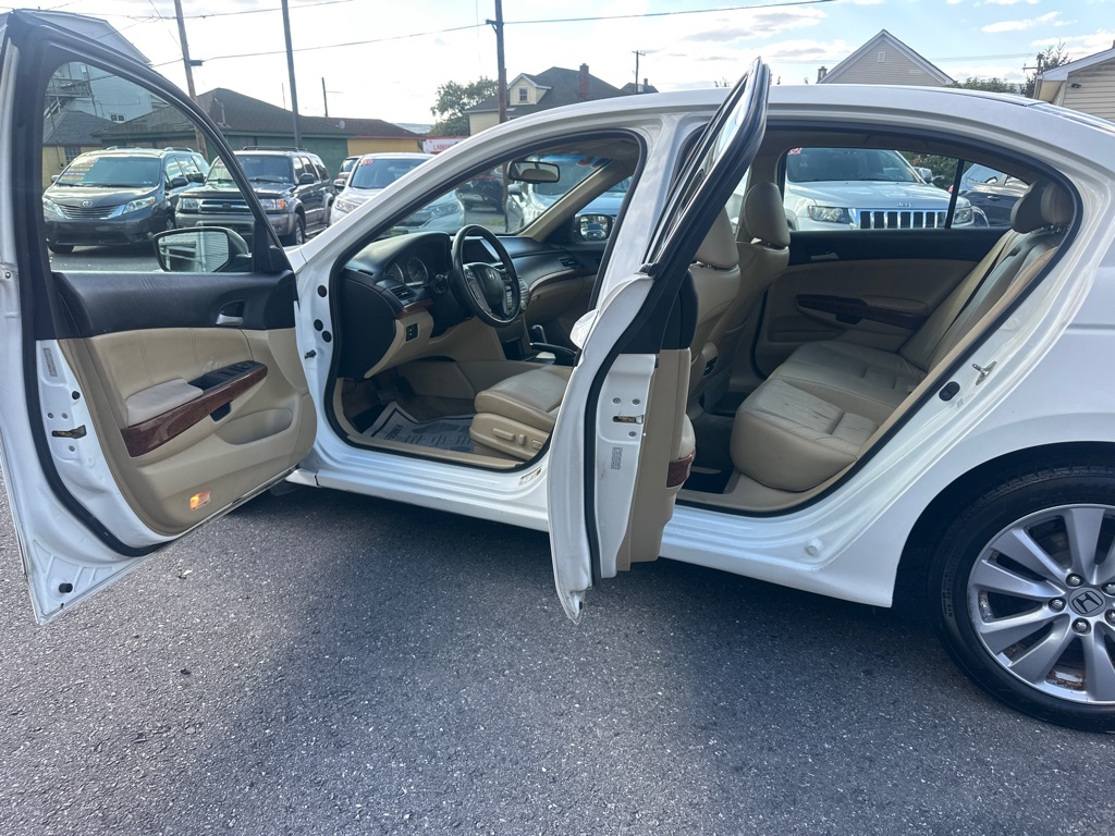 Photo 19 of this HONDA ACCORD EXL