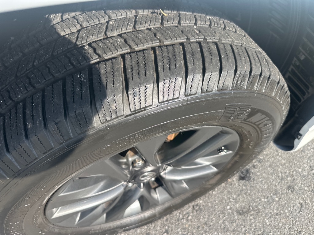 Photo 43 of this LEXUS GX 460