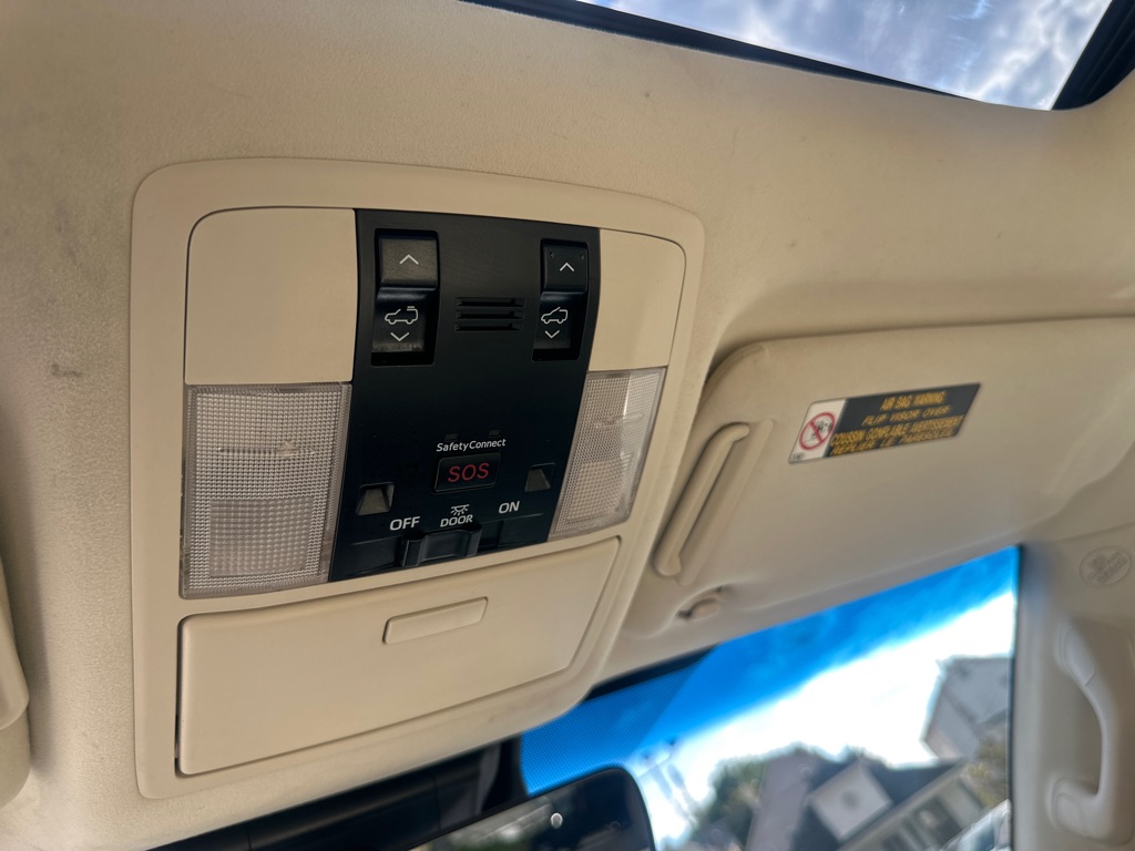 Photo 56 of this LEXUS GX 460