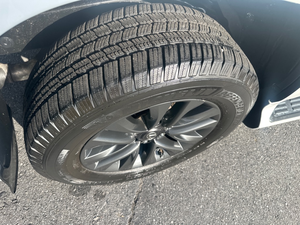 Photo 42 of this LEXUS GX 460