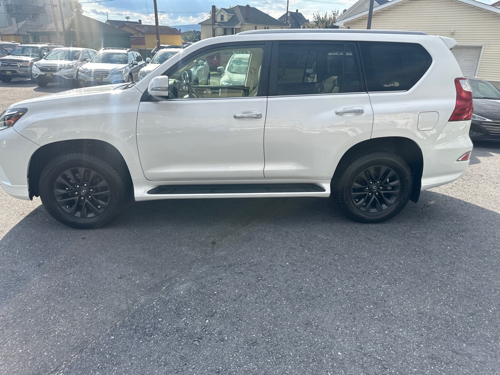 Photo 7 of this LEXUS GX 460