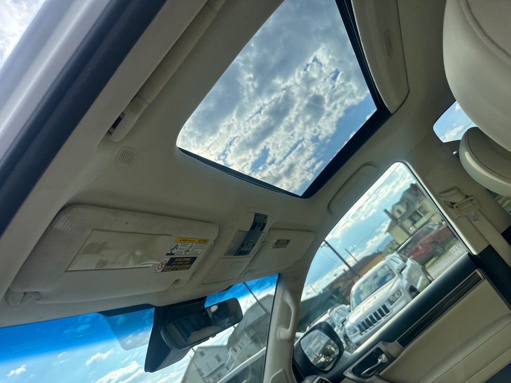 Photo 30 of this LEXUS GX 460