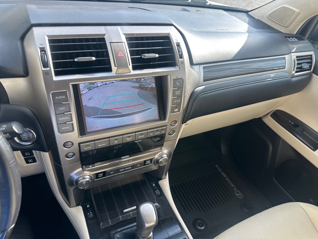 Photo 59 of this LEXUS GX 460