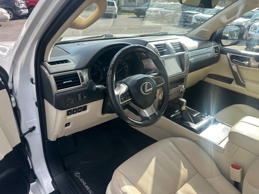 Photo 22 of this LEXUS GX 460