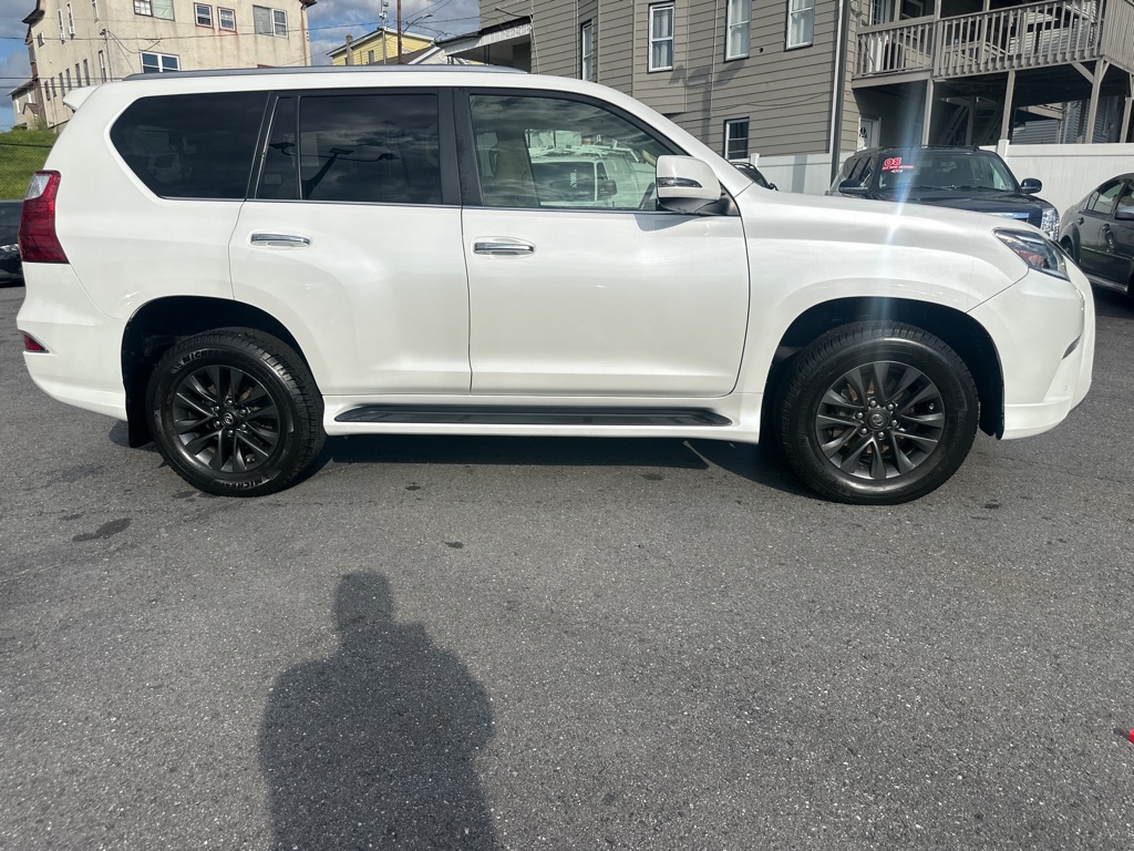 Photo 4 of this LEXUS GX 460