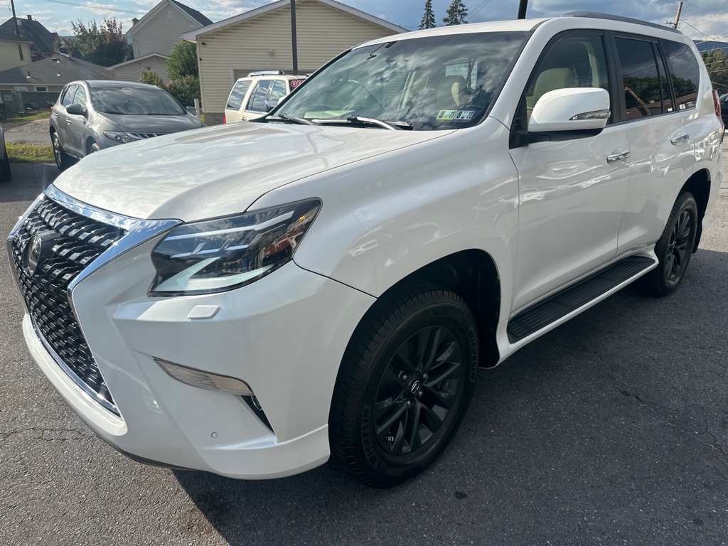 Photo 8 of this LEXUS GX 460