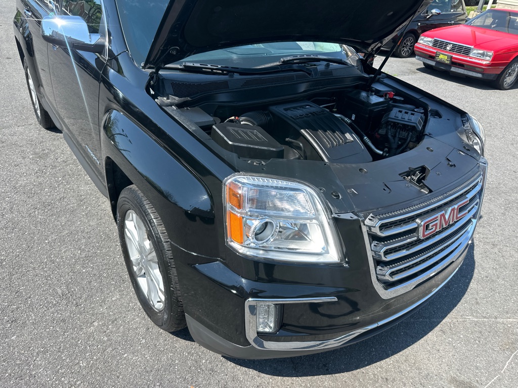 Photo 60 of this GMC TERRAIN SLT