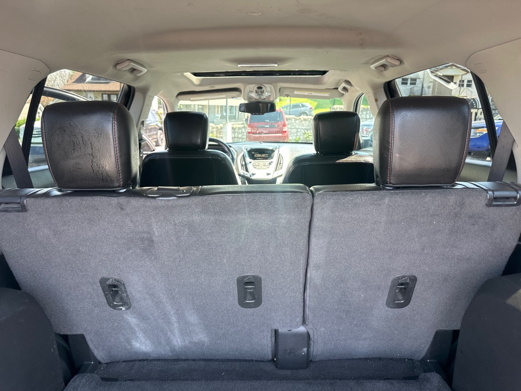 Photo 24 of this GMC TERRAIN SLT