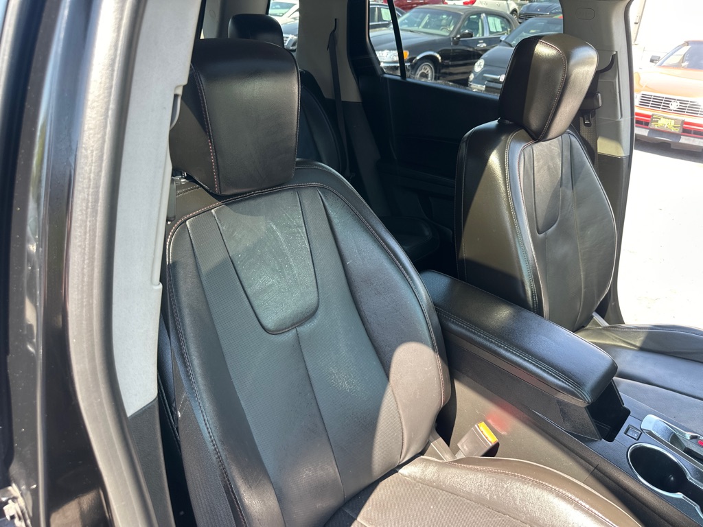 Photo 31 of this GMC TERRAIN SLT