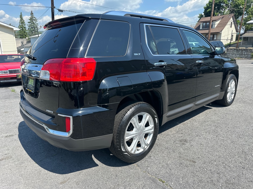 Photo 3 of this GMC TERRAIN SLT