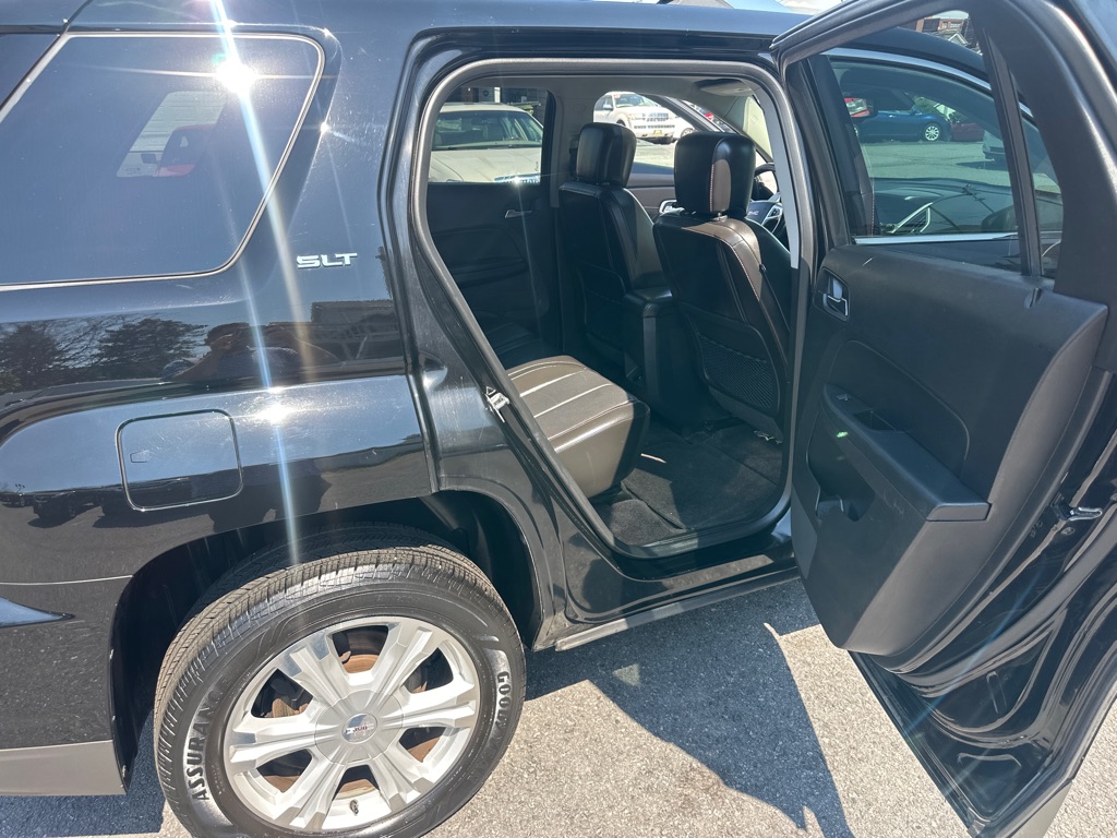 Photo 26 of this GMC TERRAIN SLT