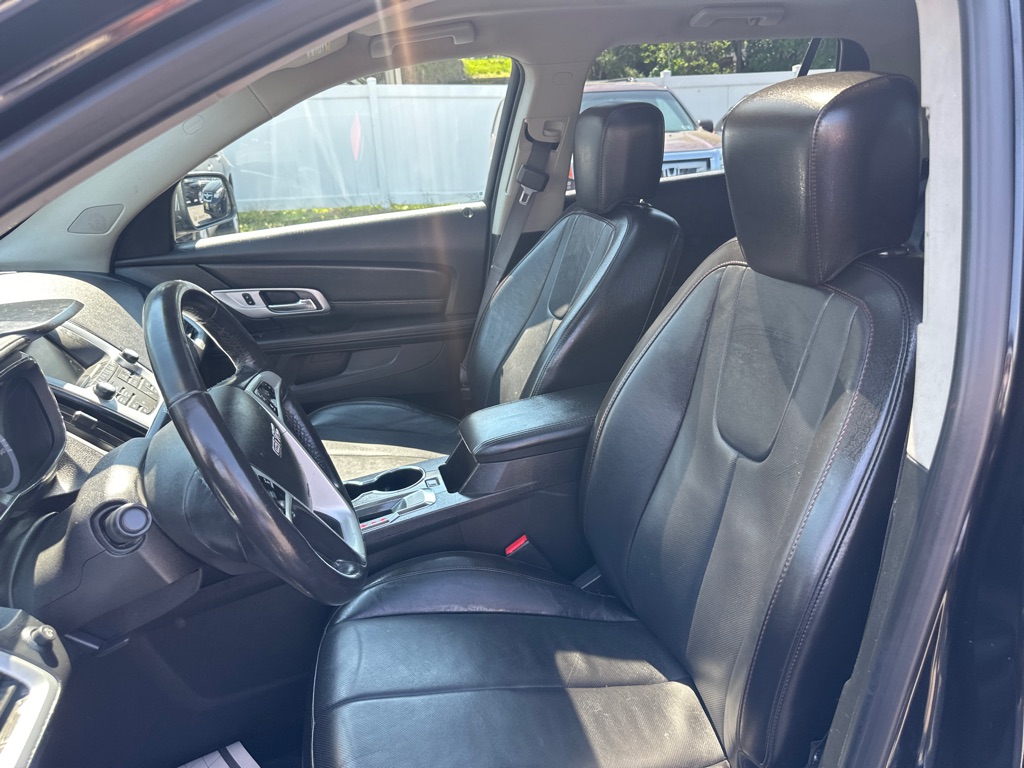 Photo 21 of this GMC TERRAIN SLT