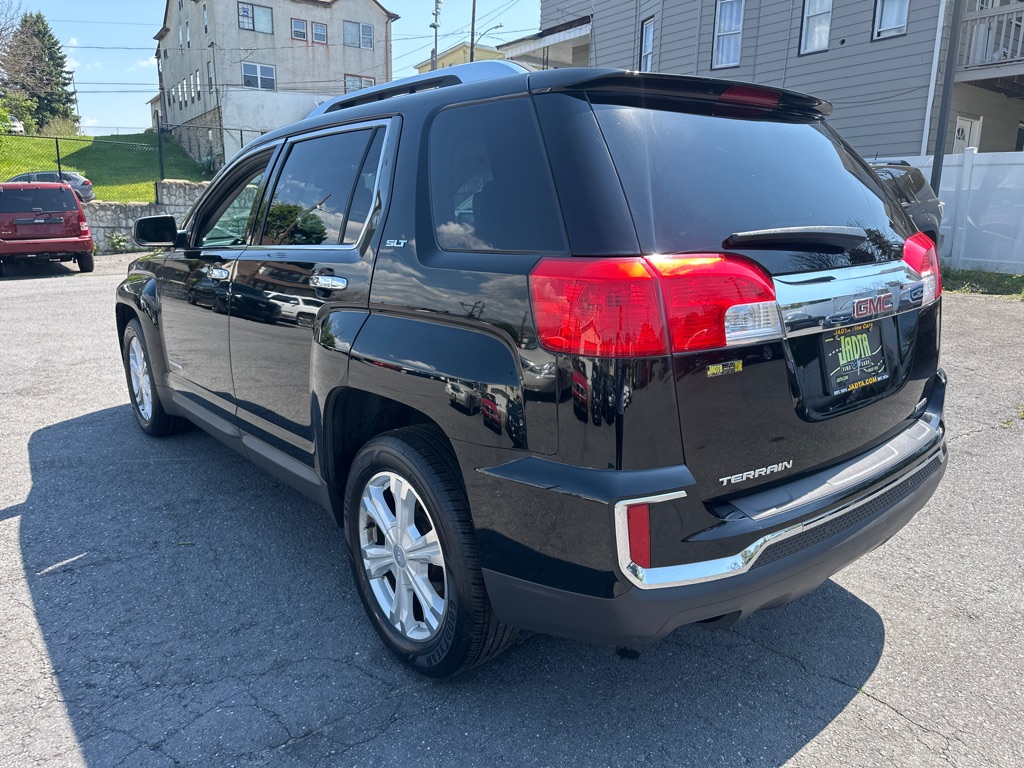Photo 5 of this GMC TERRAIN SLT