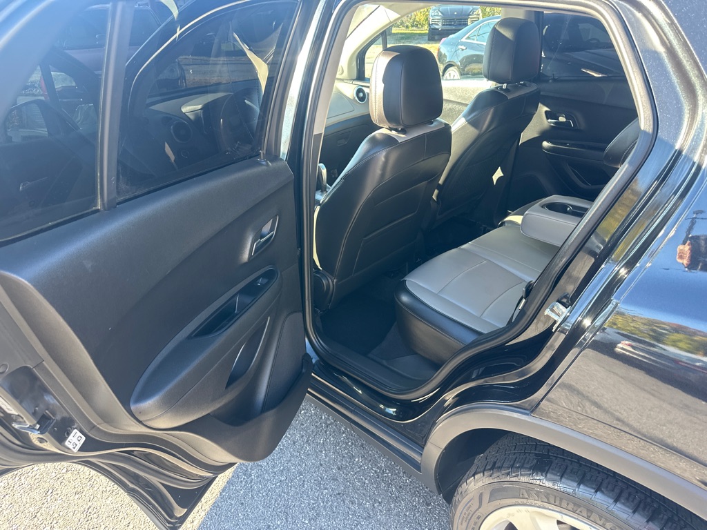 Photo 12 of this CHEVROLET TRAX LTZ AWD