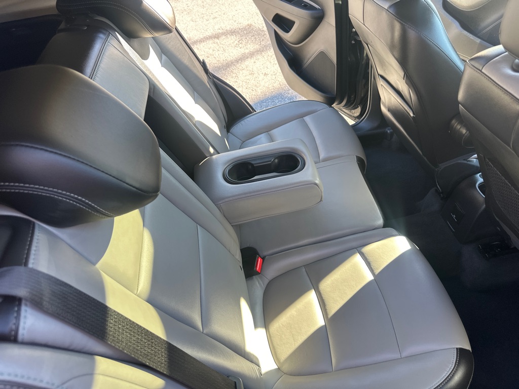 Photo 21 of this CHEVROLET TRAX LTZ AWD