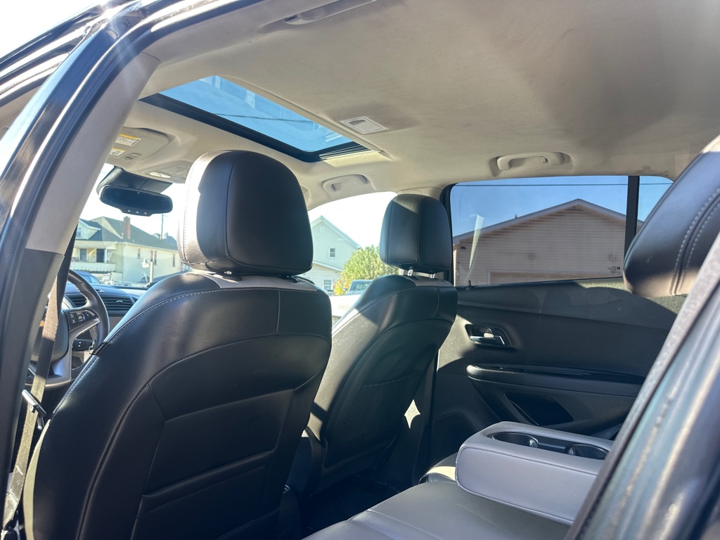 Photo 11 of this CHEVROLET TRAX LTZ AWD