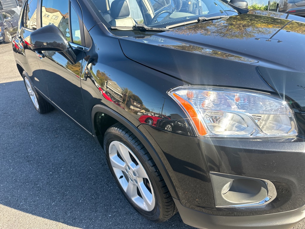 Photo 30 of this CHEVROLET TRAX LTZ AWD