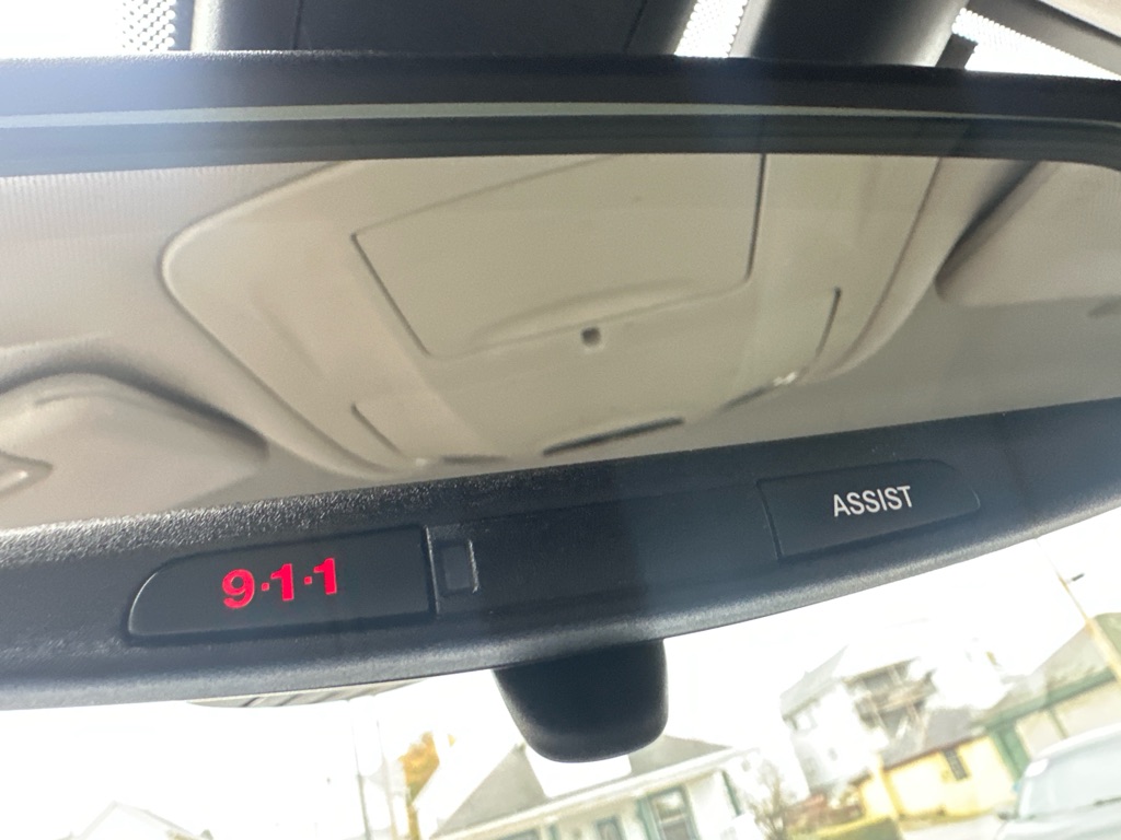 Photo 72 of this CHRYSLER PACIFICA