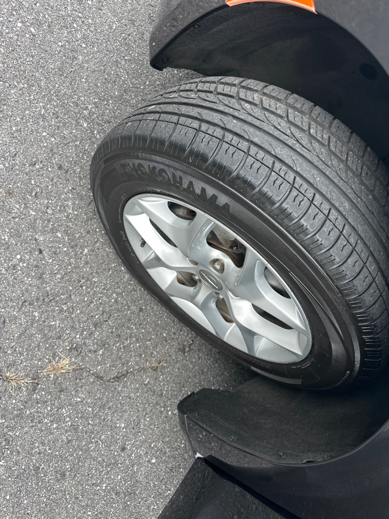 Photo 62 of this CHRYSLER PACIFICA