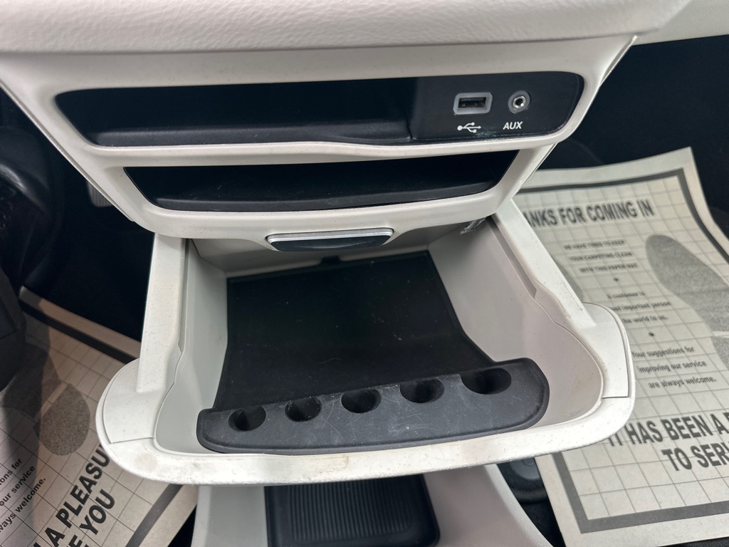 Photo 46 of this CHRYSLER PACIFICA