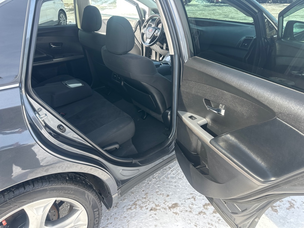 Photo 28 of this TOYOTA VENZA AWD