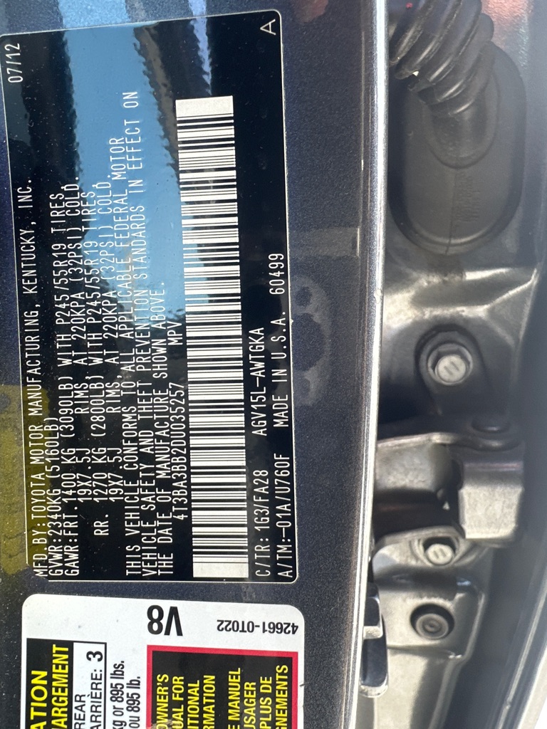 Photo 35 of this TOYOTA VENZA AWD