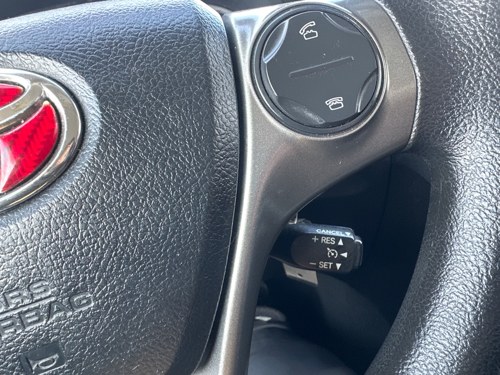 Photo 49 of this TOYOTA VENZA AWD