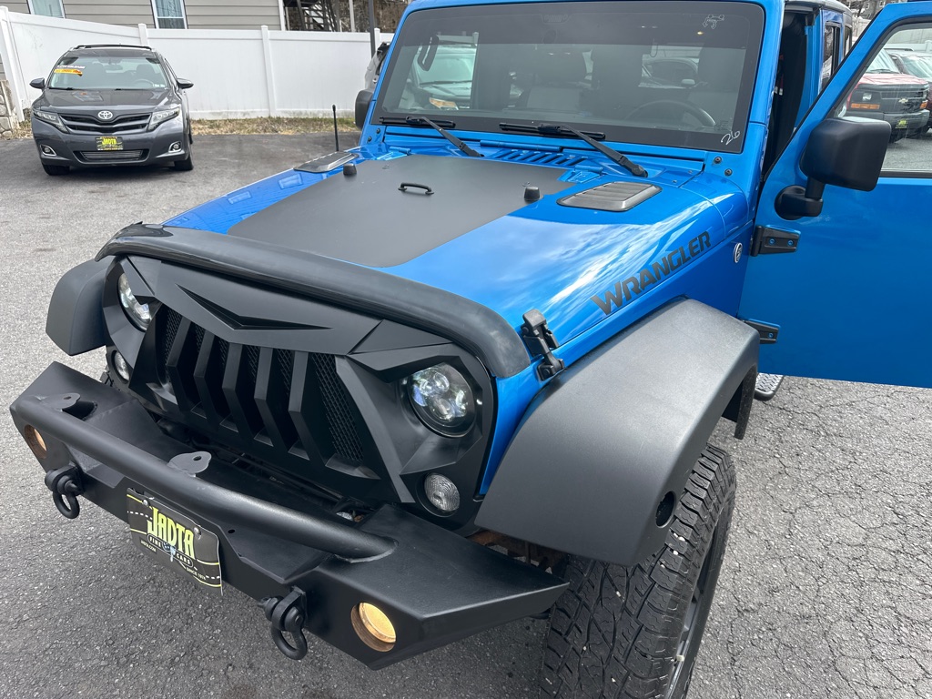 Photo 43 of this JEEP WRANGLER UNLIMI