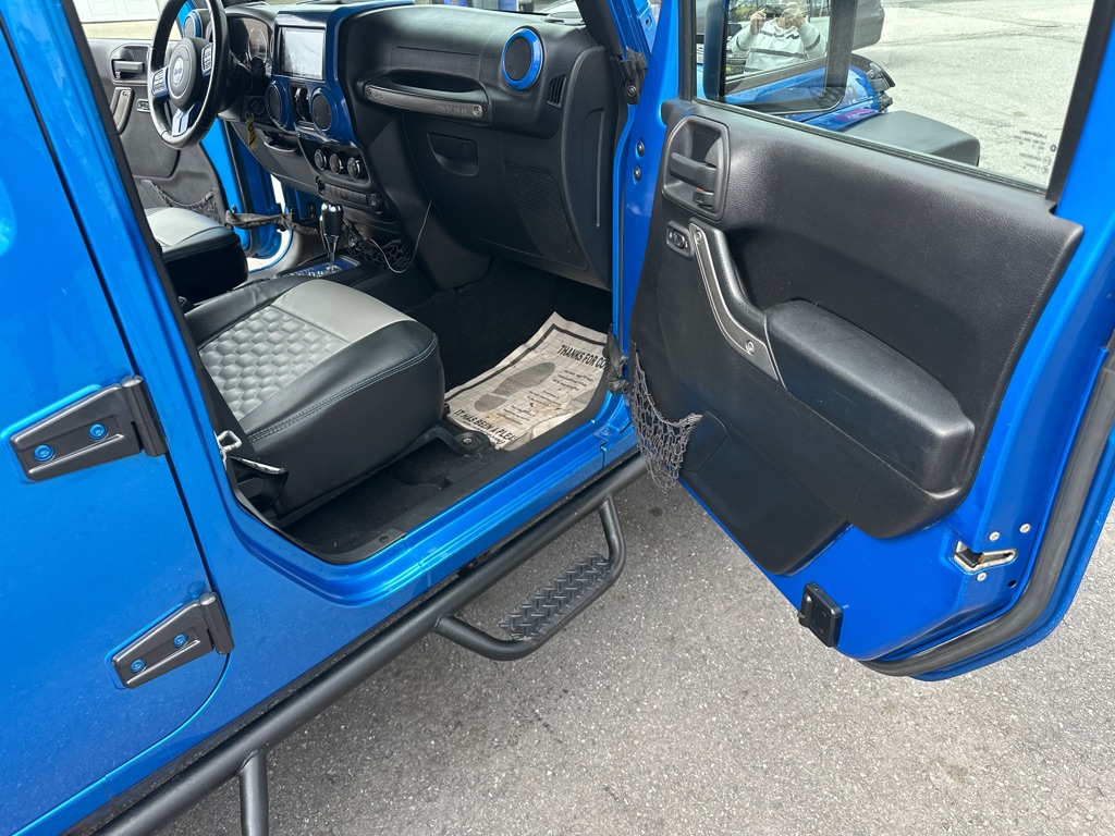 Photo 26 of this JEEP WRANGLER UNLIMI
