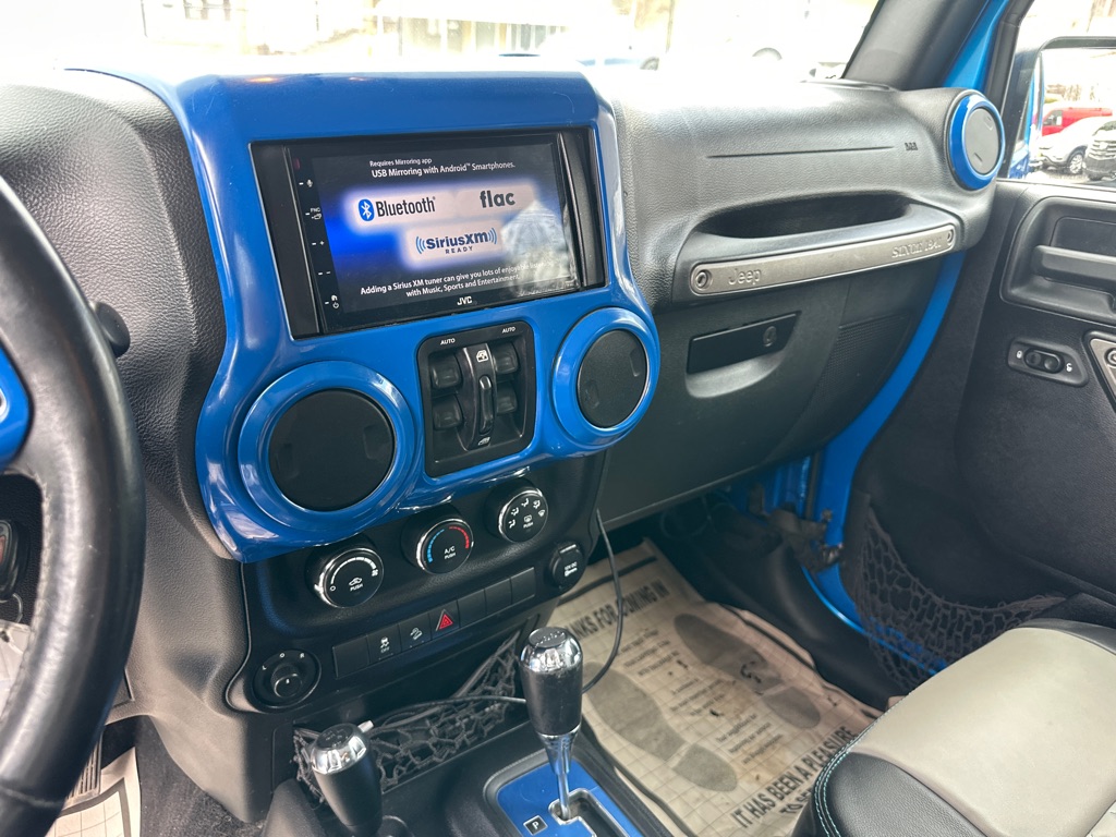 Photo 32 of this JEEP WRANGLER UNLIMI