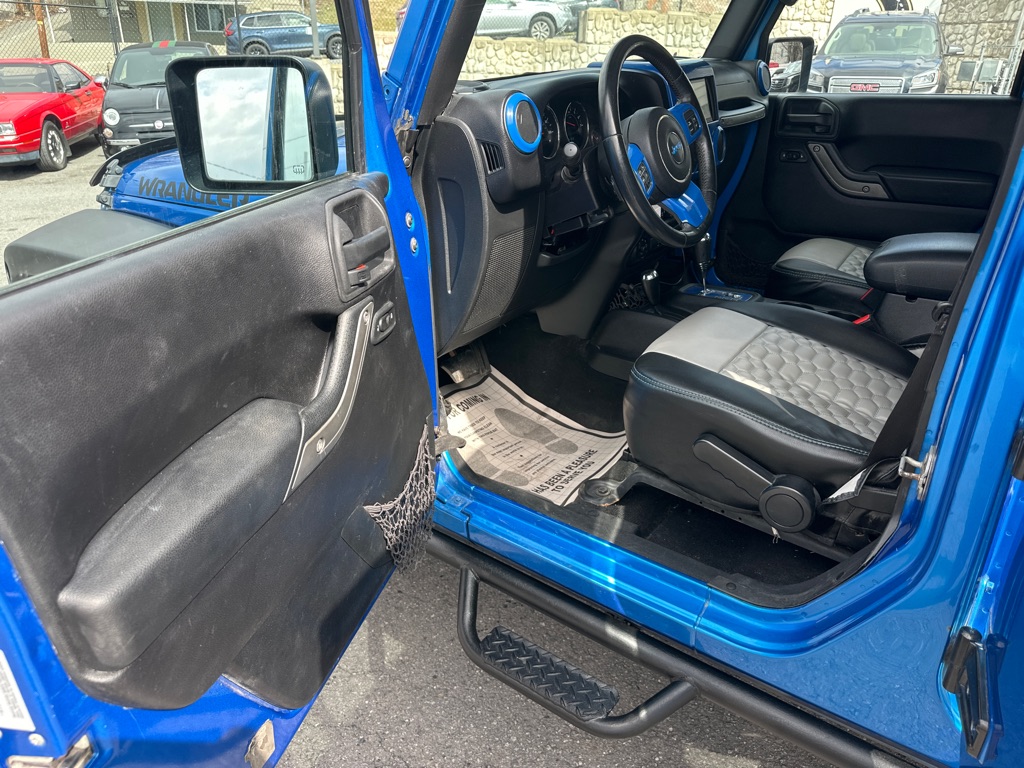 Photo 18 of this JEEP WRANGLER UNLIMI