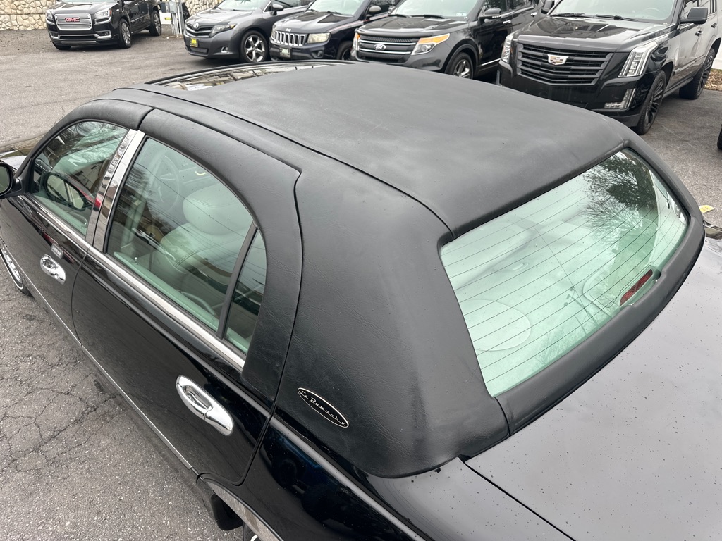 Photo 39 of this LINCOLN TOWN CAR CARTIE