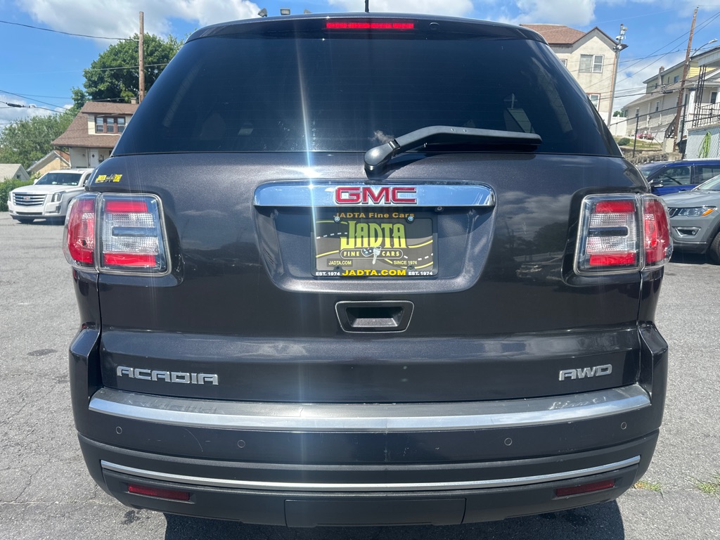 Photo 4 of this GMC ACADIA SLT 2