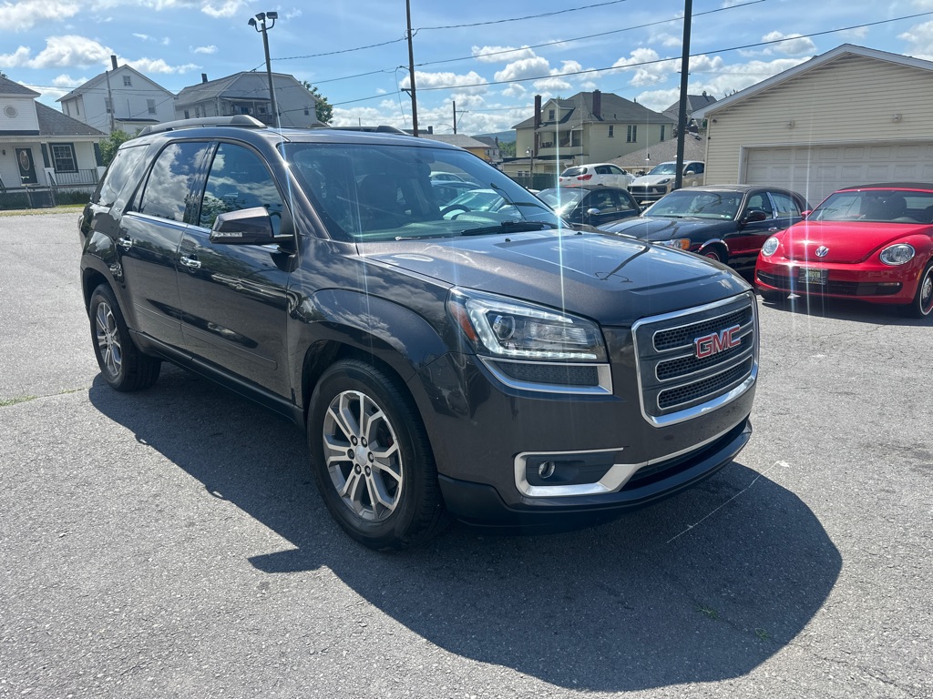 Photo 8 of this GMC ACADIA SLT 2