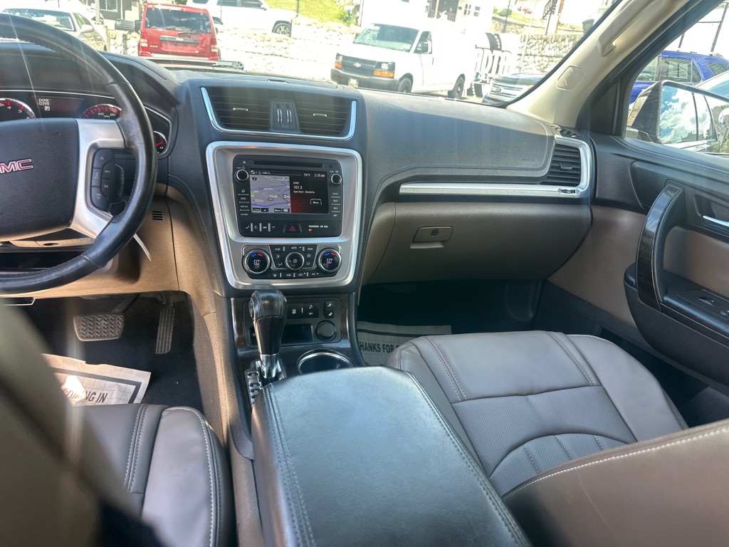 Photo 20 of this GMC ACADIA SLT 2