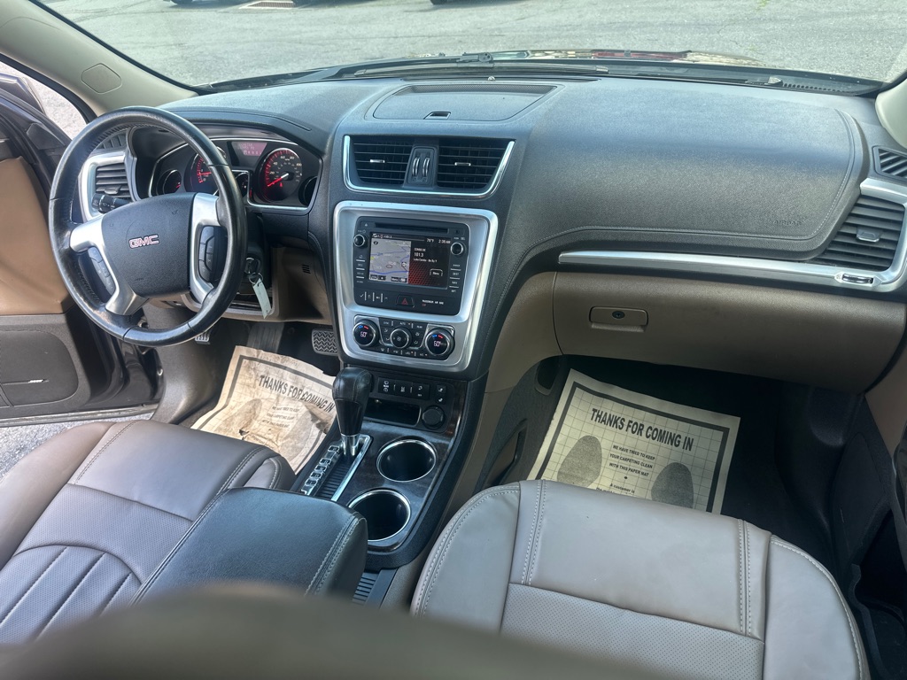 Photo 40 of this GMC ACADIA SLT 2