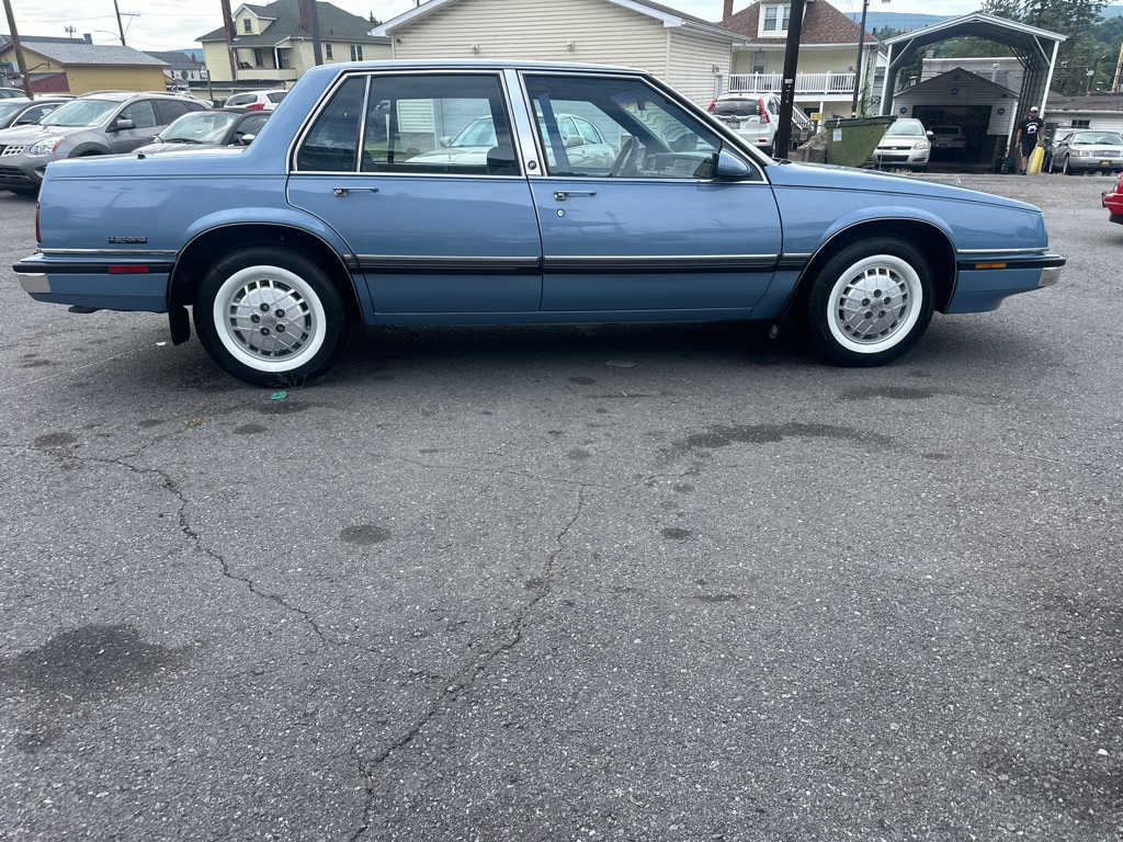 Photo 7 of this BUICK LESABRE