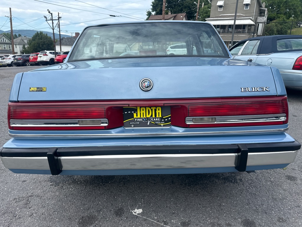 Photo 5 of this BUICK LESABRE