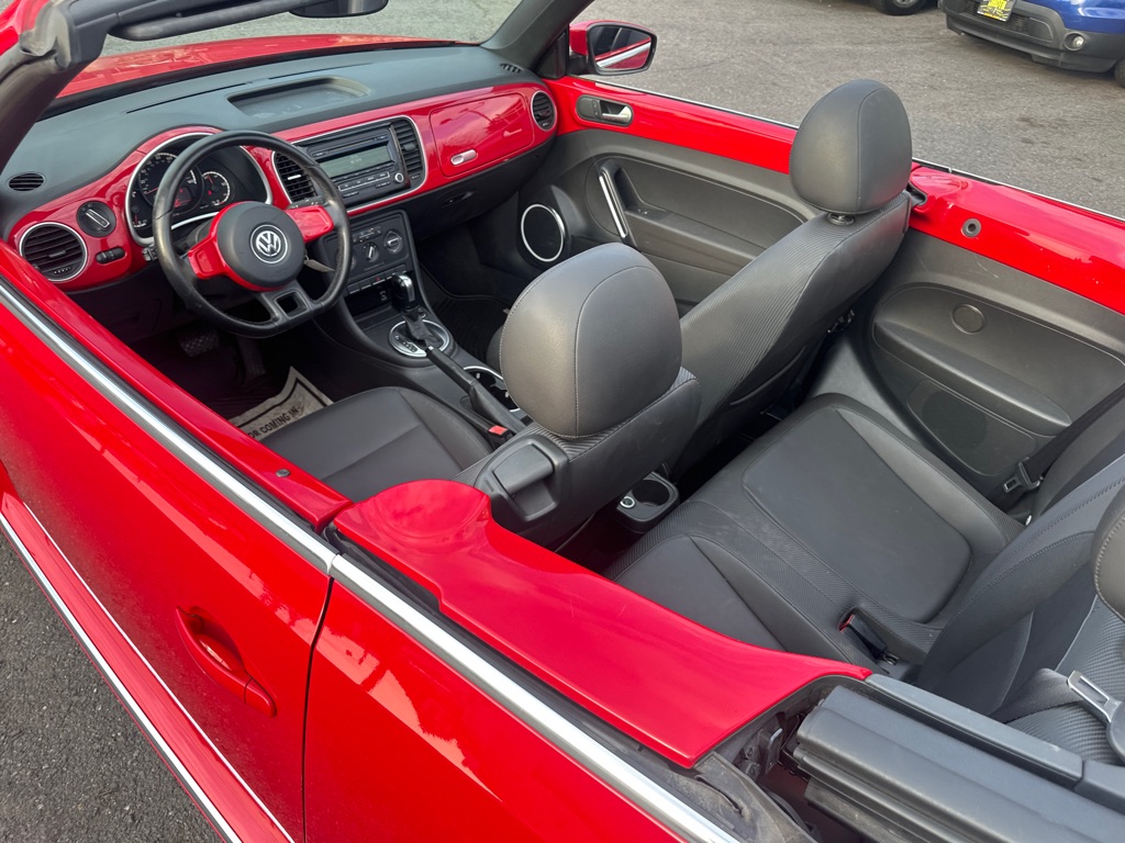 Photo 44 of this VOLKSWAGEN BEETLE CONVERTI