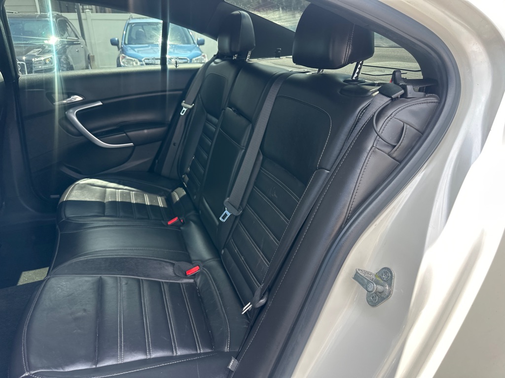 Photo 14 of this BUICK REGAL GS AWD