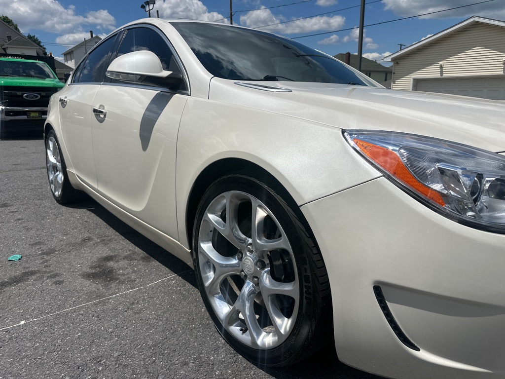 Photo 11 of this BUICK REGAL GS AWD