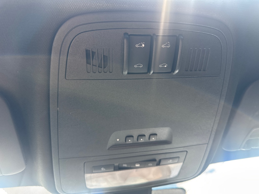Photo 50 of this BUICK REGAL GS AWD