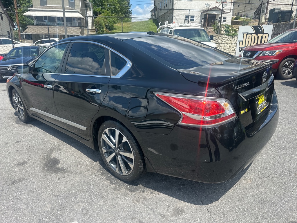 Photo 3 of this NISSAN ALTIMA