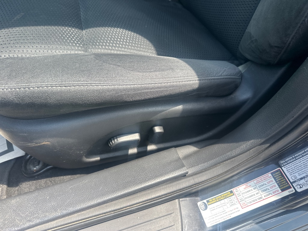 Photo 16 of this NISSAN ALTIMA